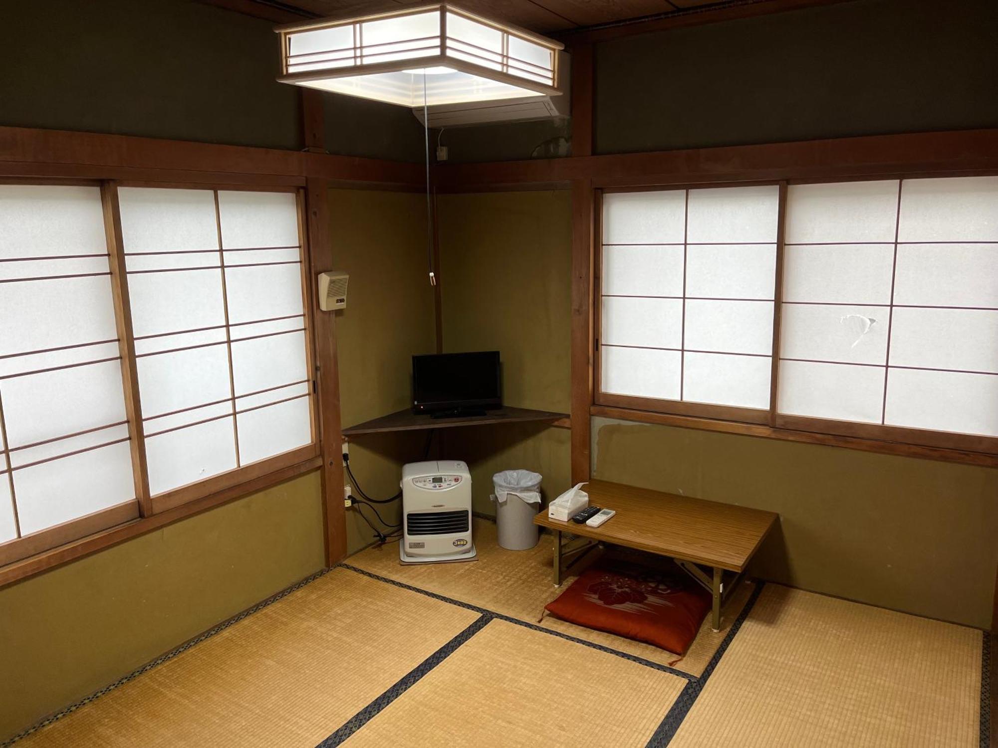 富士河口湖町 ふる里ゲストハウス エクステリア 写真